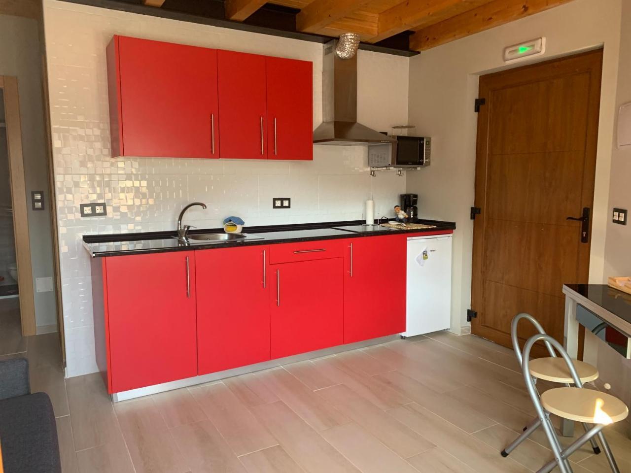 La Besnada Apartment Nieda ภายนอก รูปภาพ